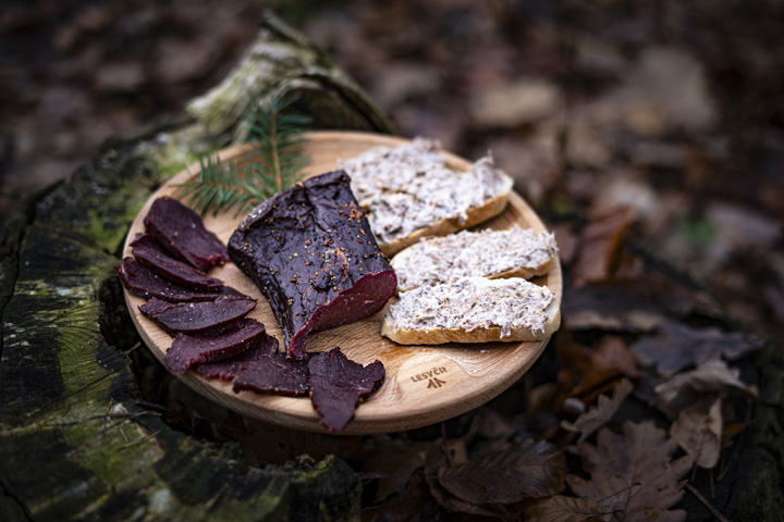 Talíř s pršutem a TD